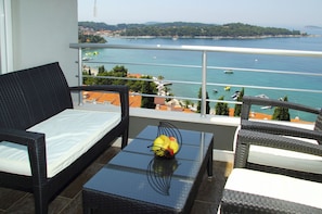 Penthouse Deluxe, 3 habitaciones, Terraza, vista al mar | Vista desde la habitación