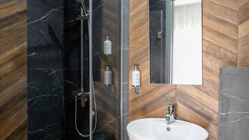 Superior Double or Twin Room, Balcony | Bathroom | Shower, hair dryer, slippers, towels