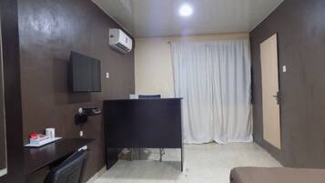 Suite (King) | Escritorio, tabla de planchar con plancha y wifi gratis