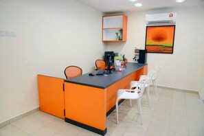 Concierge desk - Season Inn Langkawi (Langkawi)