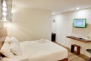 Desk, free WiFi - Season Inn Langkawi (Langkawi)