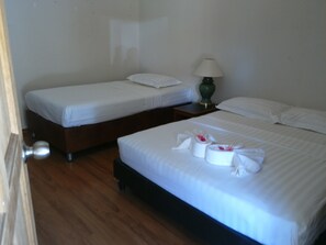 Superior Family | Desk, iron/ironing board, free WiFi - The Village Langkawi (Langkawi)