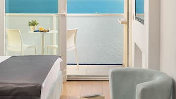 Standard Room Sea View | In-room safe, desk, blackout curtains, soundproofing