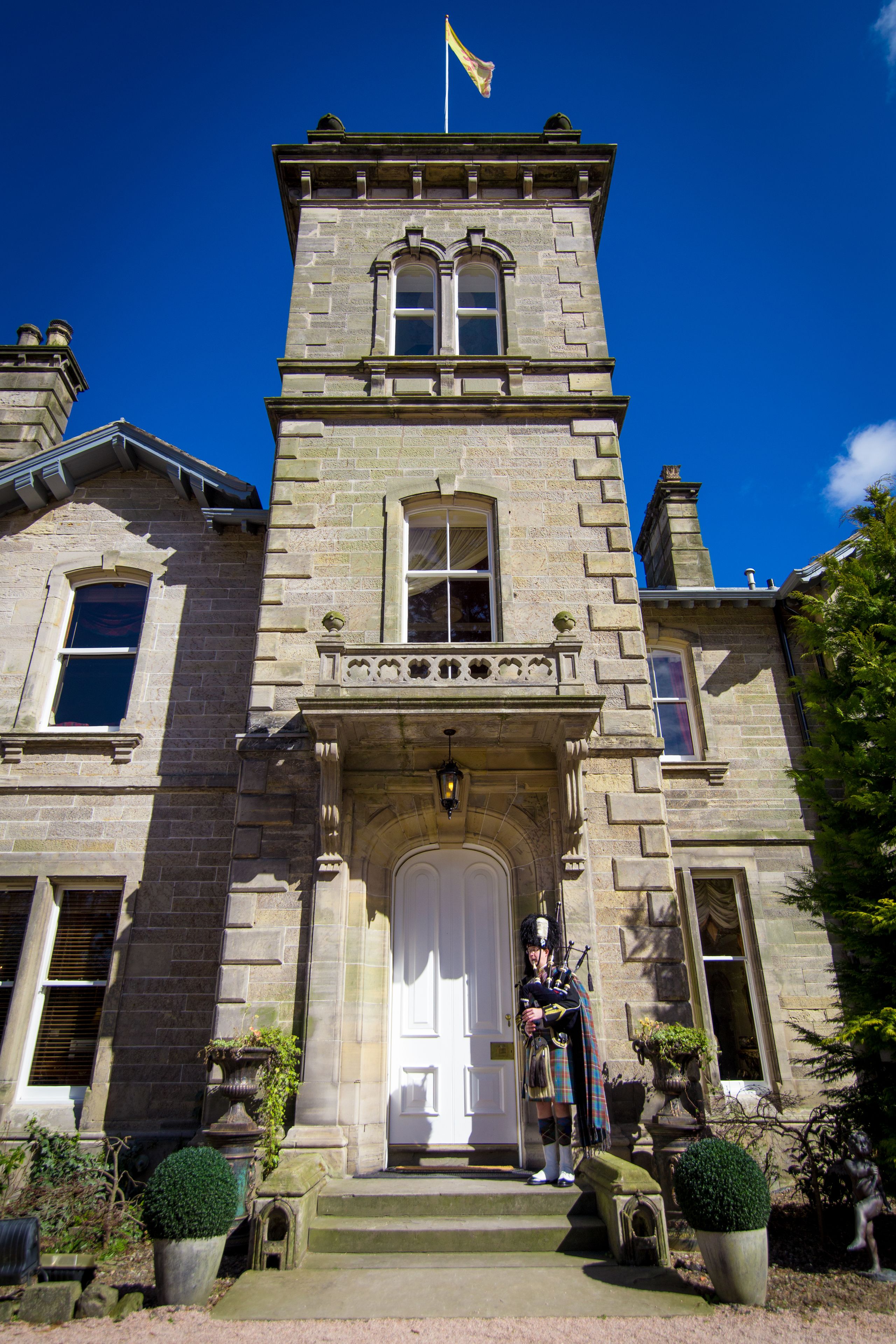 Majoituspaikan sisäänkäynti