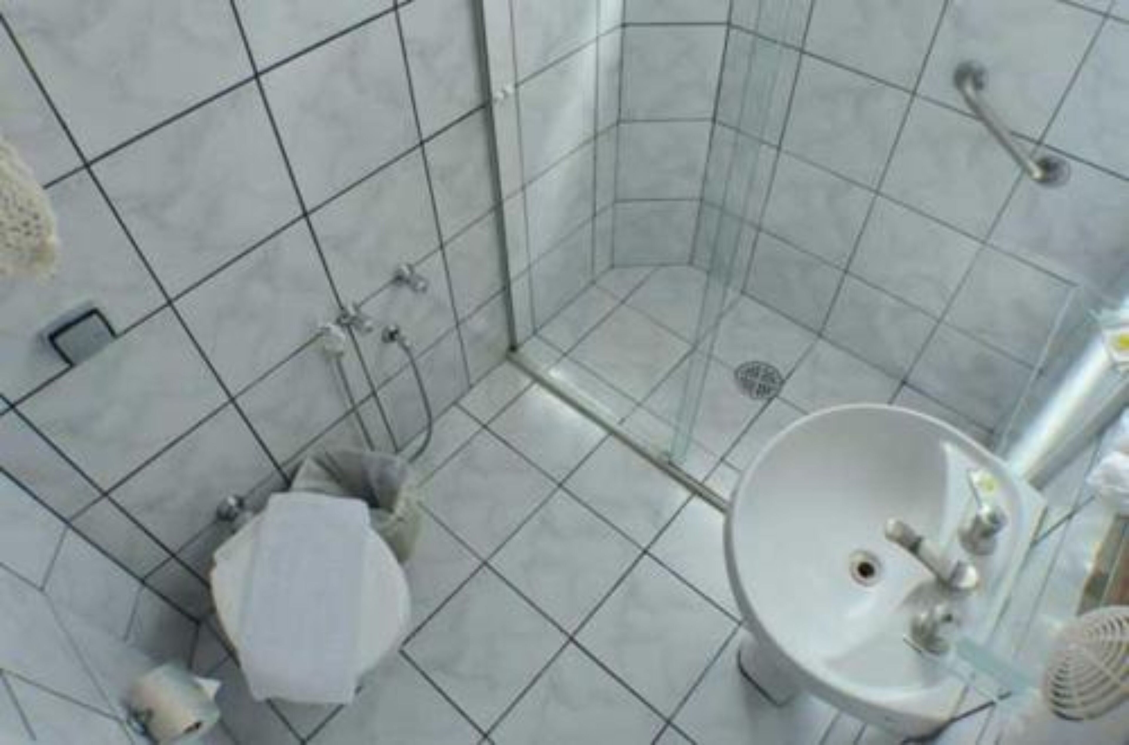 standard room, 3 single beds | bathroom | shower, rainfall showerhead, hair dryer, towels