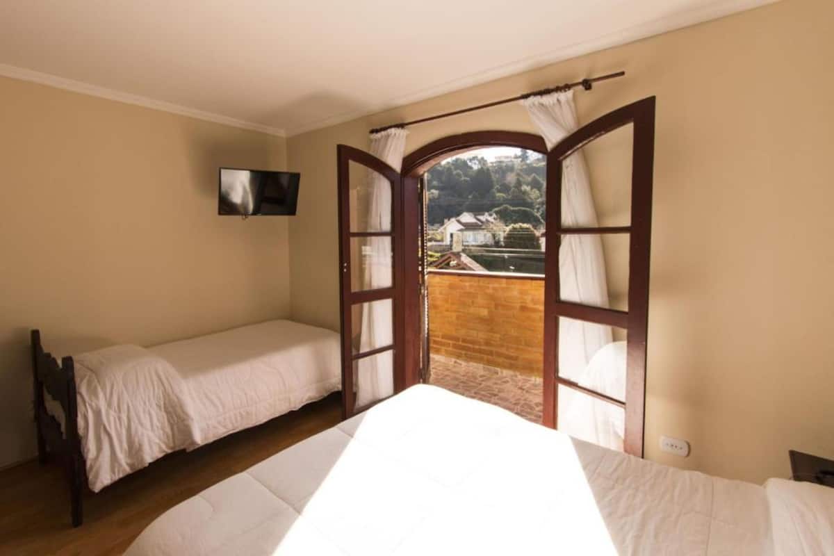 standard room, city view | 1 bedroom, minibar, free wifi