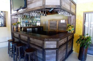 Bar (on property) - Hotel JB (Campos do Jordão)