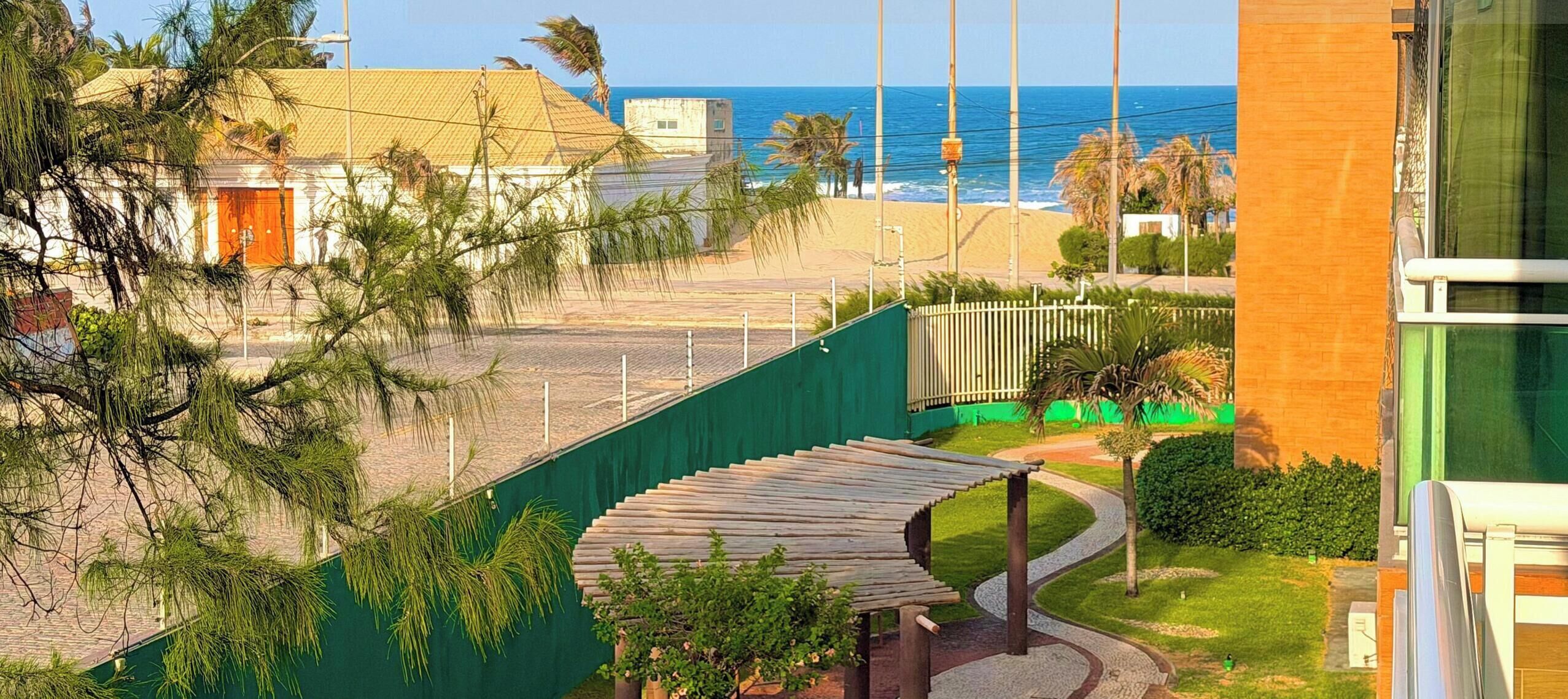 Comfort Studio | Pemandangan dari bilik