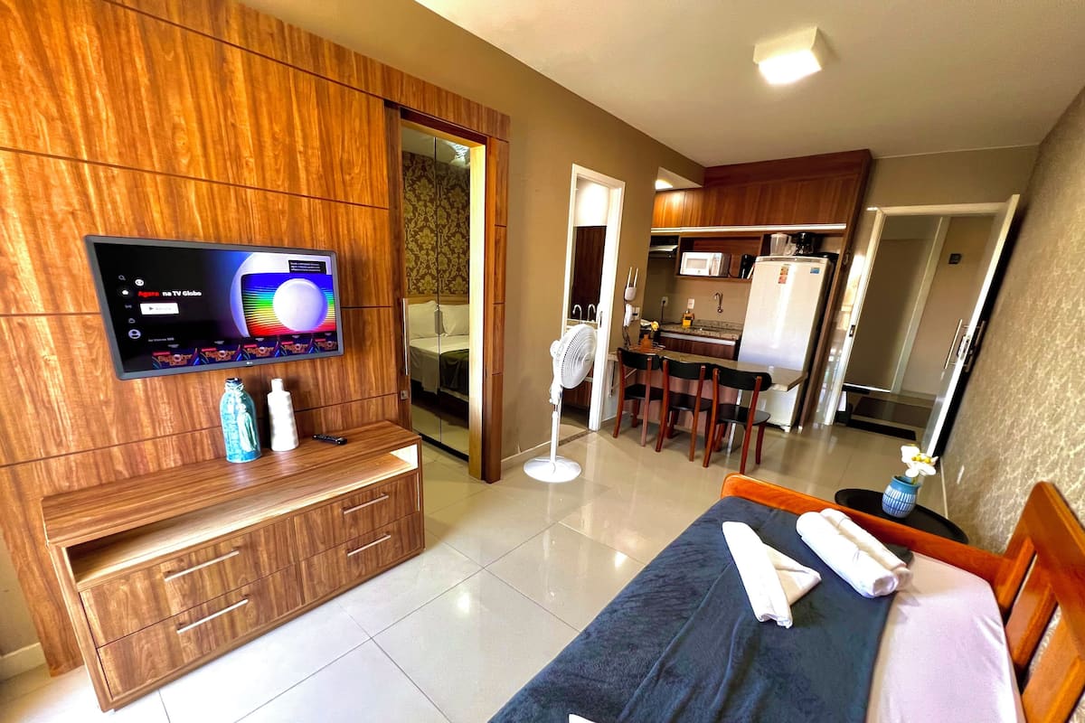 Apartment | Living area | 32-inch flat-screen TV with digital channels, Smart TV, Netflix