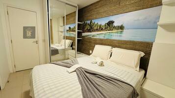 1 bedroom, Egyptian cotton sheets, premium bedding