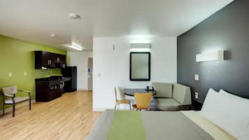 Free WiFi, bed sheets