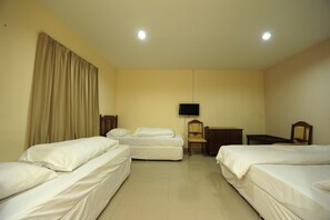 Family 4 | Free WiFi