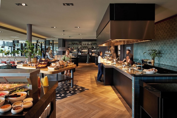 Daily buffet breakfast (EUR 18.50 per person)