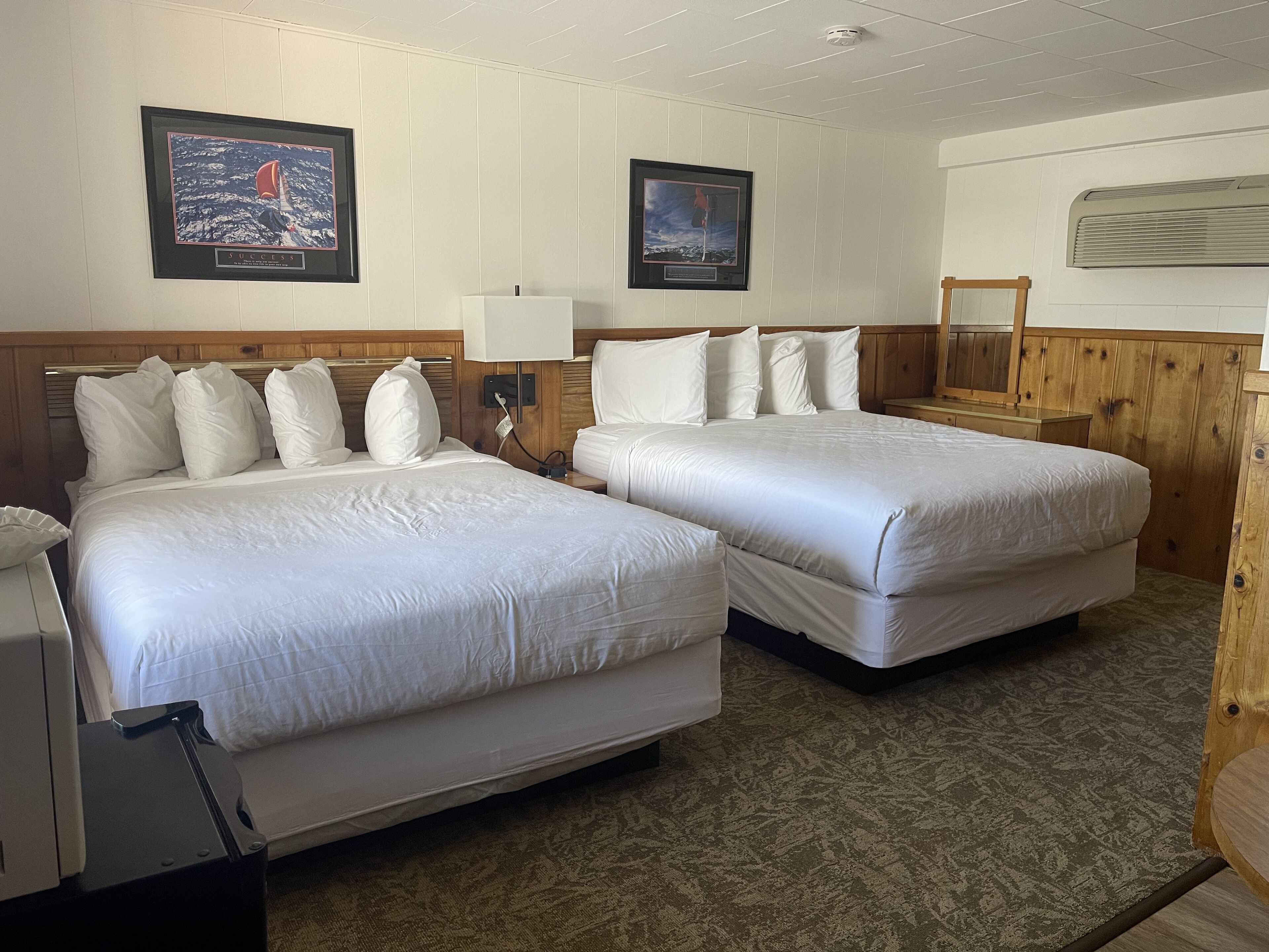 Standard Room, 2 Queen Beds | Iron/ironing board, free WiFi, bed sheets