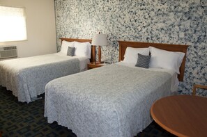 Standard Room, 2 Double Beds, Non Smoking, Mountain View | Premium bedding, pillowtop beds, desk, blackout drapes