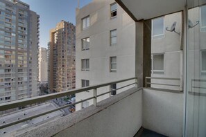 Premium Apartment, 1 Bedroom, Pool Access, City View | Balcony view