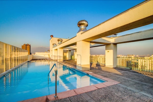Rooftop pool