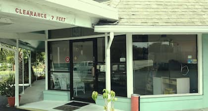 Hawaii Motel