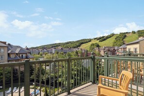 Suite, 2 Bedrooms, Kitchen (Village) | Balcony - Blue Mountain Resort Village Suites (The Blue Mountains)