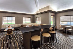 Lobby - Super 8 by Wyndham Copley Akron (Akron)