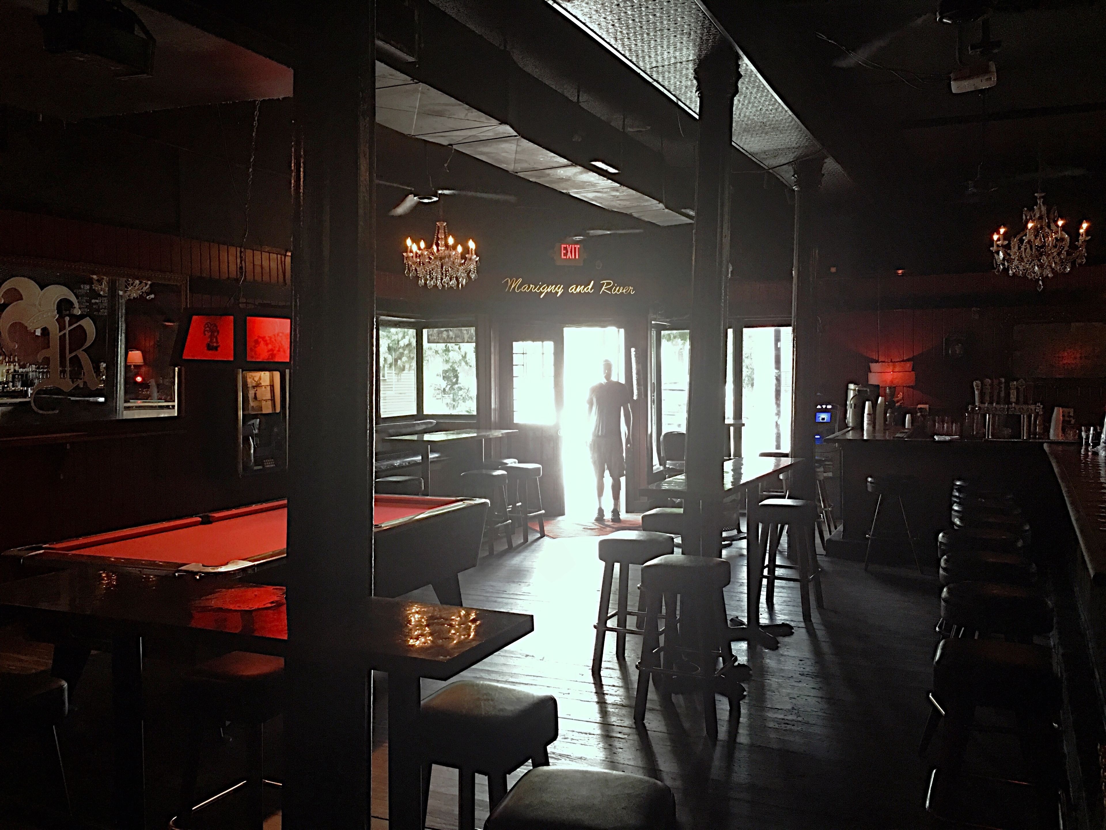 Foto - Royal Street Inn & Bar