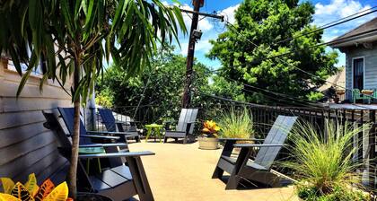 Royal Street Inn and R Bar