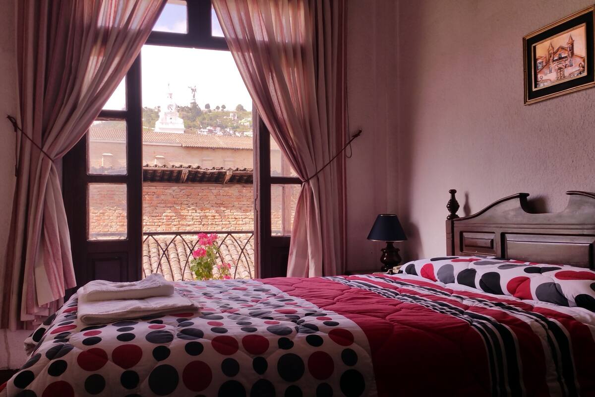 In-room safe, desk, free WiFi, bed sheets