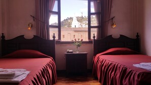 객실 내 금고, 책상, 무료 WiFi, 침대 시트