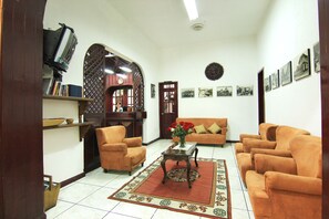 Sala de estar en el lobby