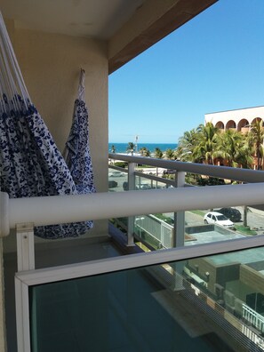 Basic Apartment, 1 Bedroom, Garden View | Balcony - VG Fun Beach Front Apartamentos (Fortaleza)