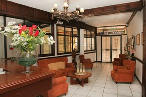 Lobby - Hotel Interamericano (Quito)