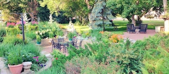 McDougall Lane Bed & Breakfast