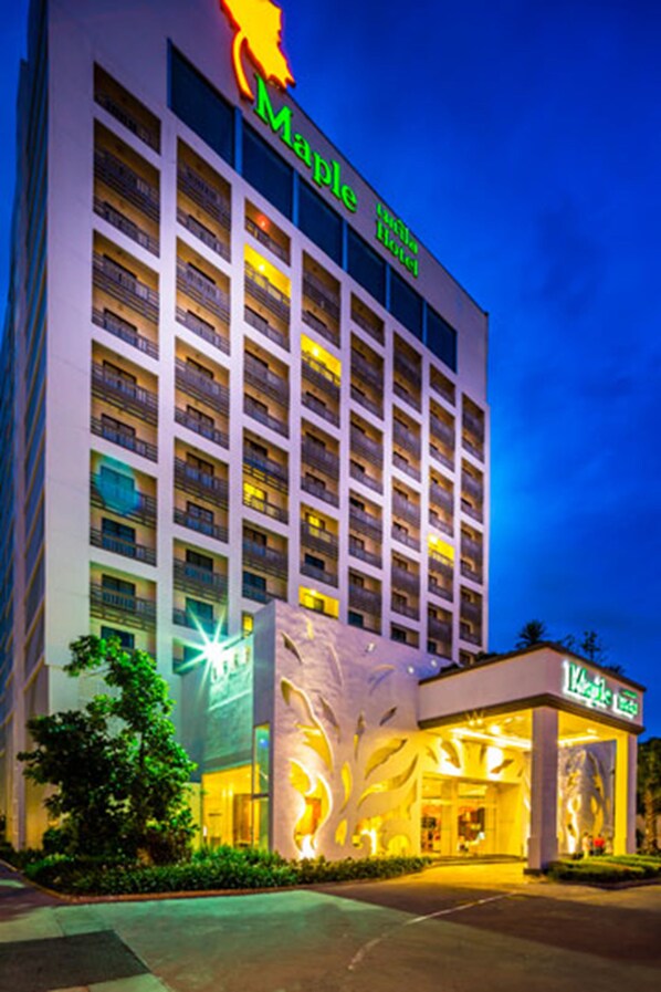 Front of property - evening/night