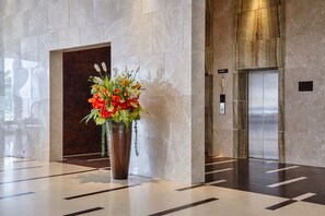 Lobby - Maple Hotel (Bangkok)