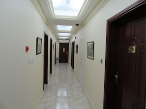 Indoor wedding - Alferdous Hotel Apartments (Muscat)