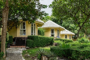 Caja de seguridad en la habitación y camas plegables/adicionales