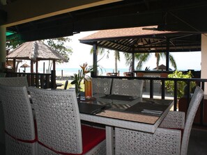 Restaurant - Beringgis Beach Resort & Spa (Papar)