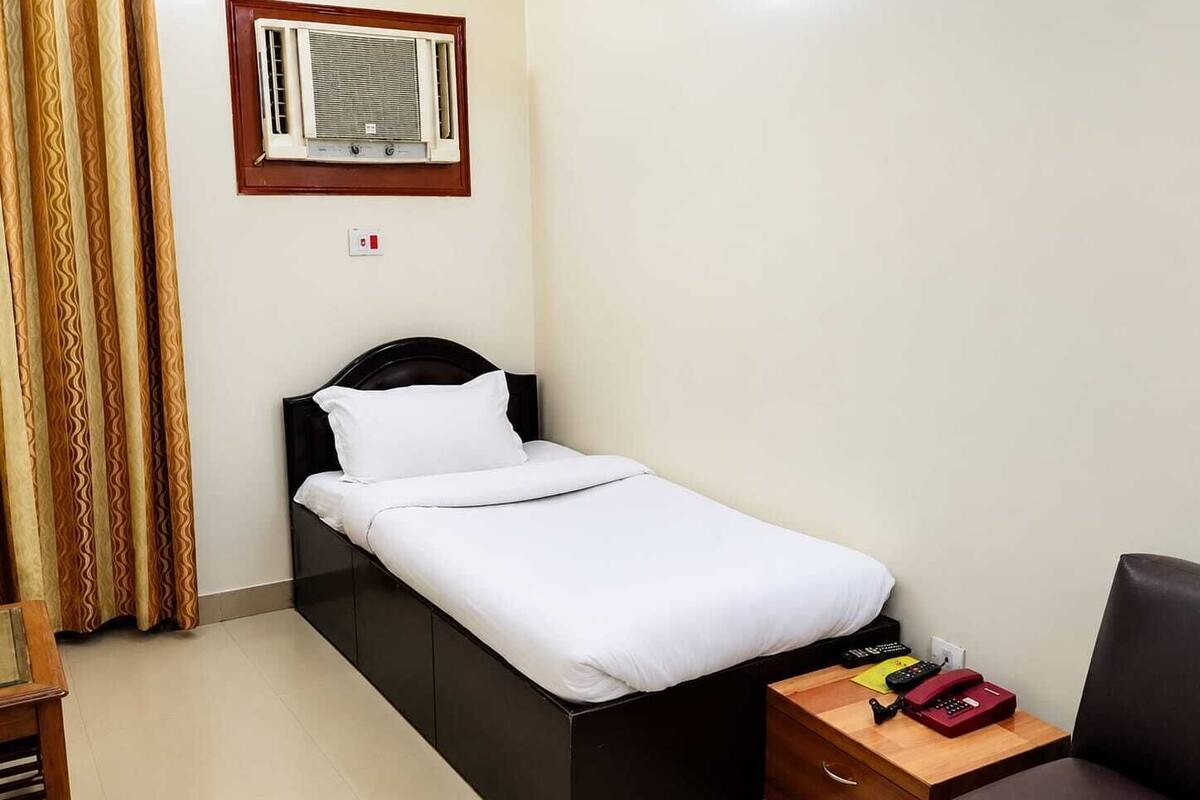 Habitación individual básica, 1 cama individual | Escritorio, espacio para trabajar con un portátil, cortinas opacas