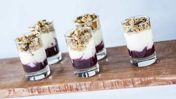 Desayuno buffet diario (EUR 15 por persona)