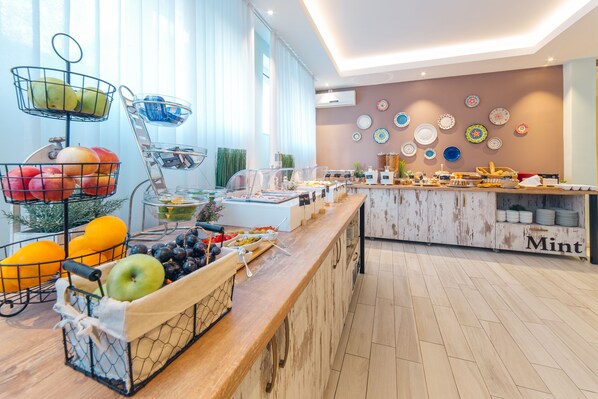 Petit déjeuner buffet compris tous les jours