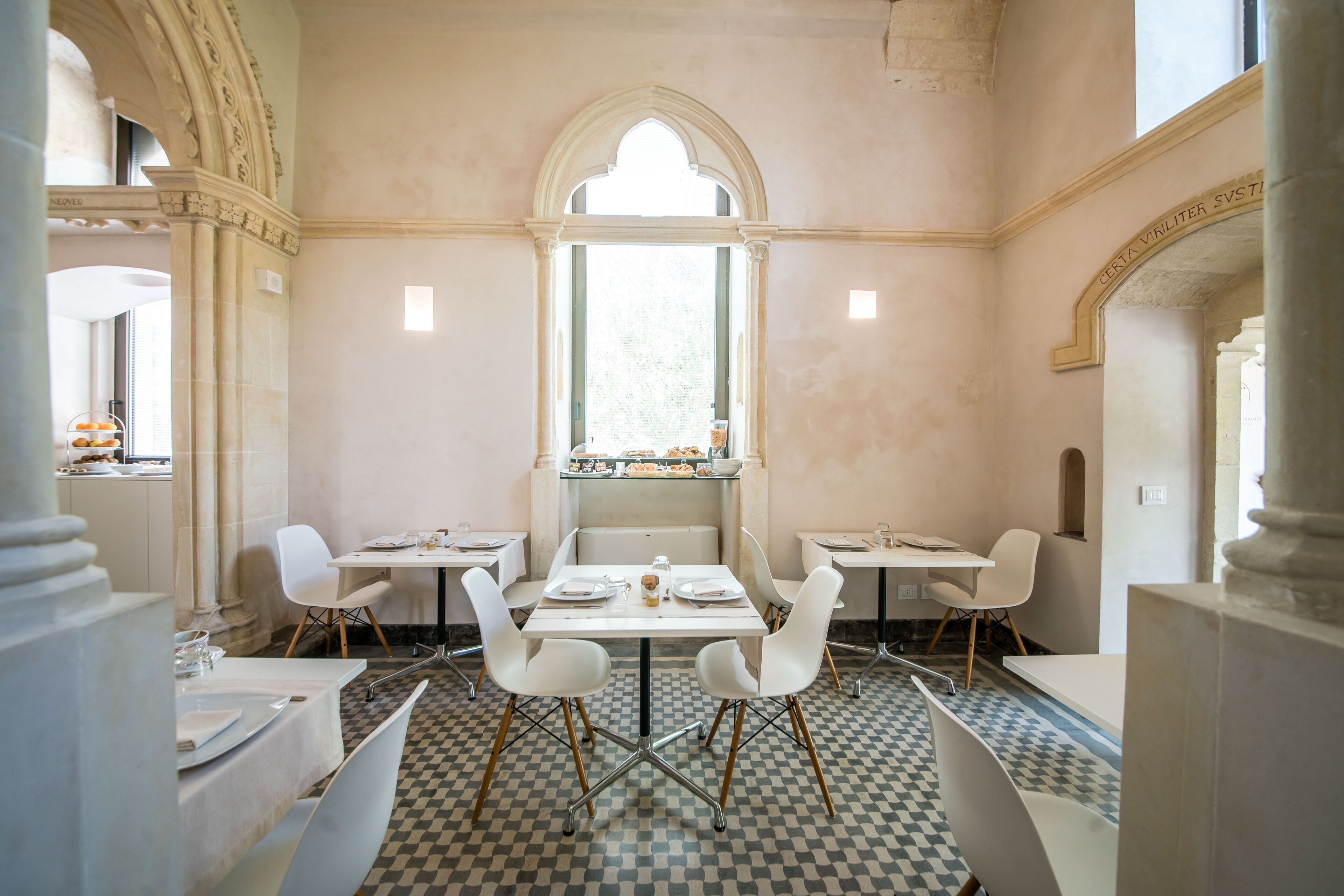 daily to-go breakfast (eur 12 per person)