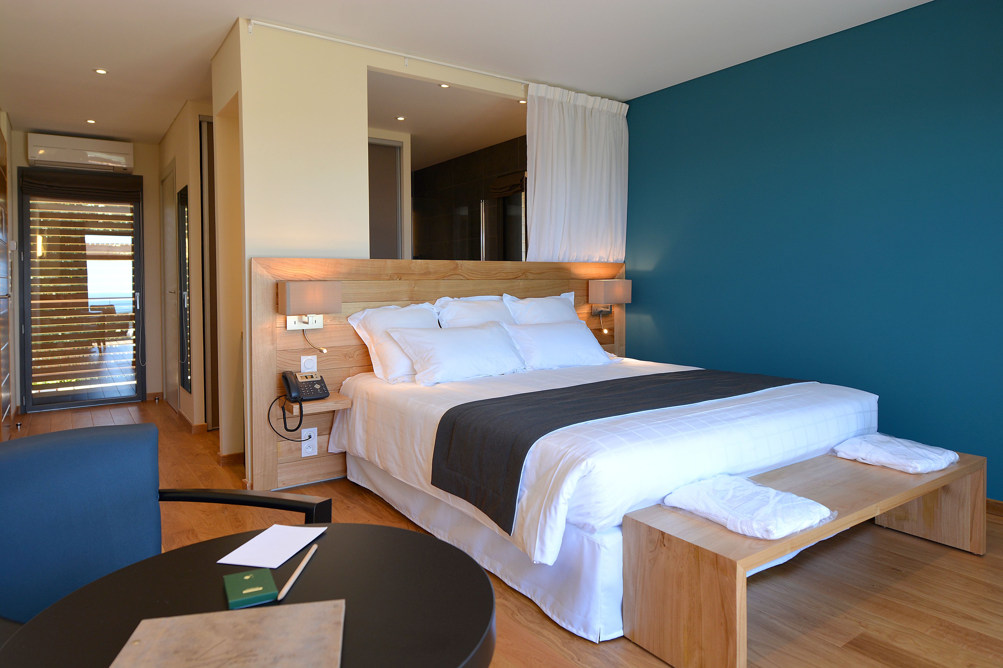 panoramic double room, terrace, sea view | premium bedding, minibar, in-room safe, free wifi