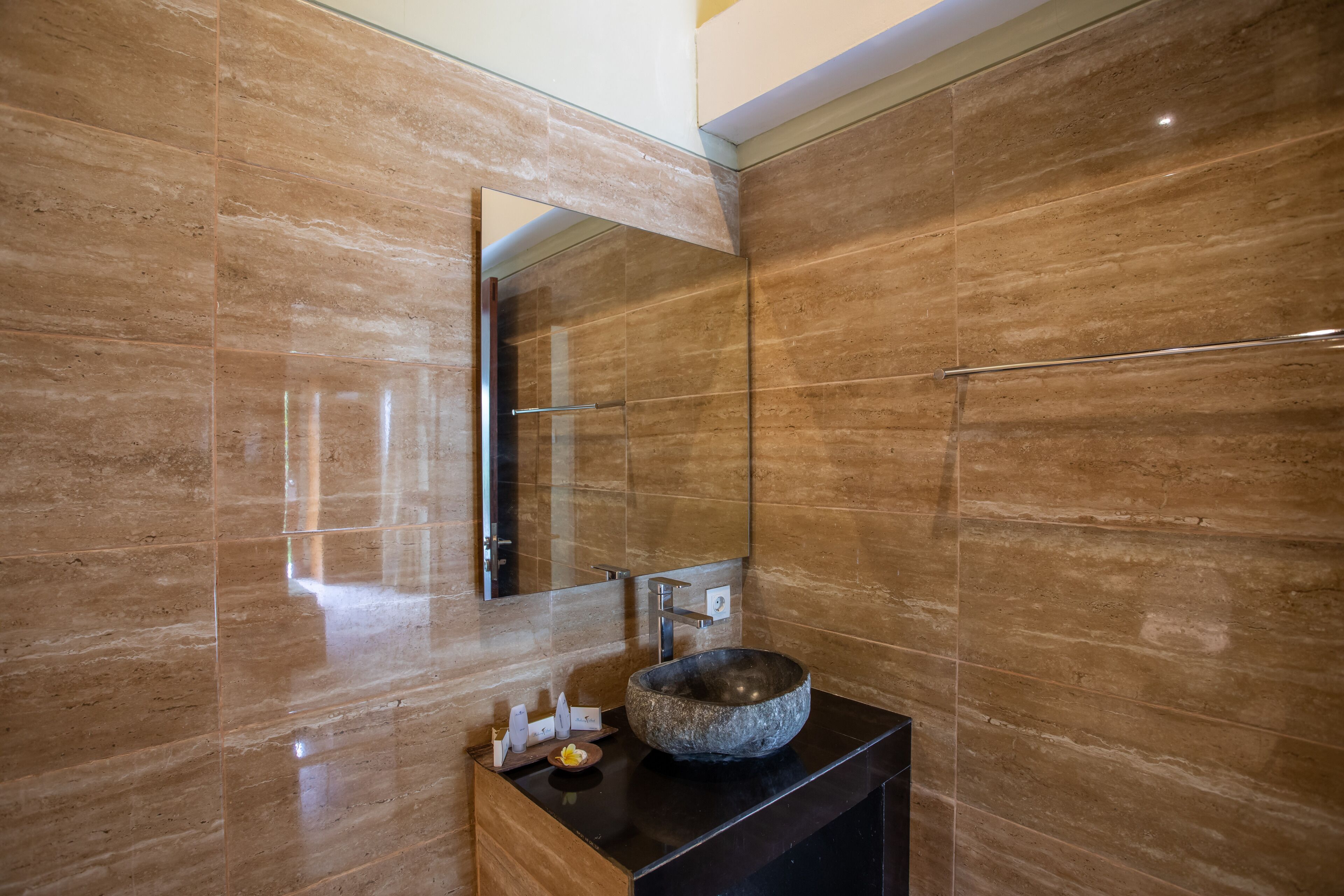 1 bedroom villa | bathroom sink