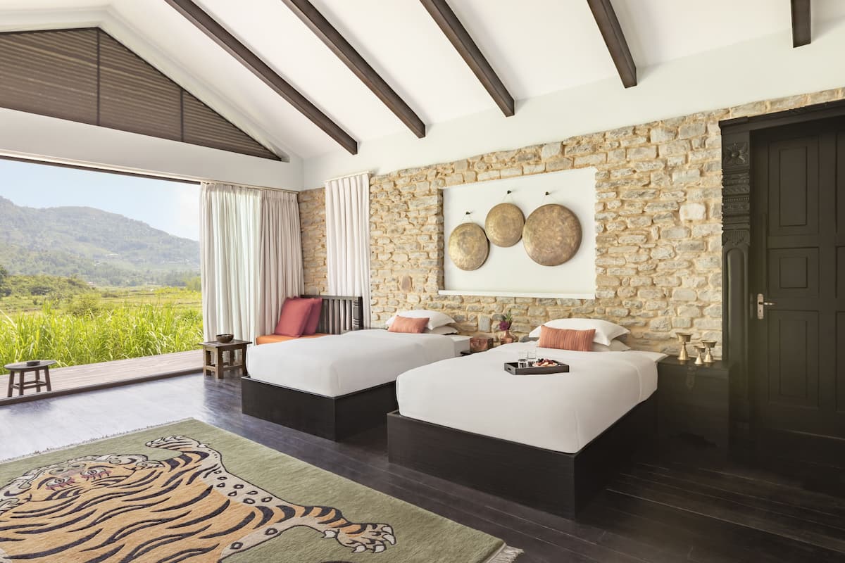 classic room (pavilions) | minibar, in-room safe, individually furnished, desk