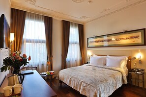 Superior-Doppelzimmer | Hochwertige Bettwaren, Daunenbettdecken, Minibar, Zimmersafe