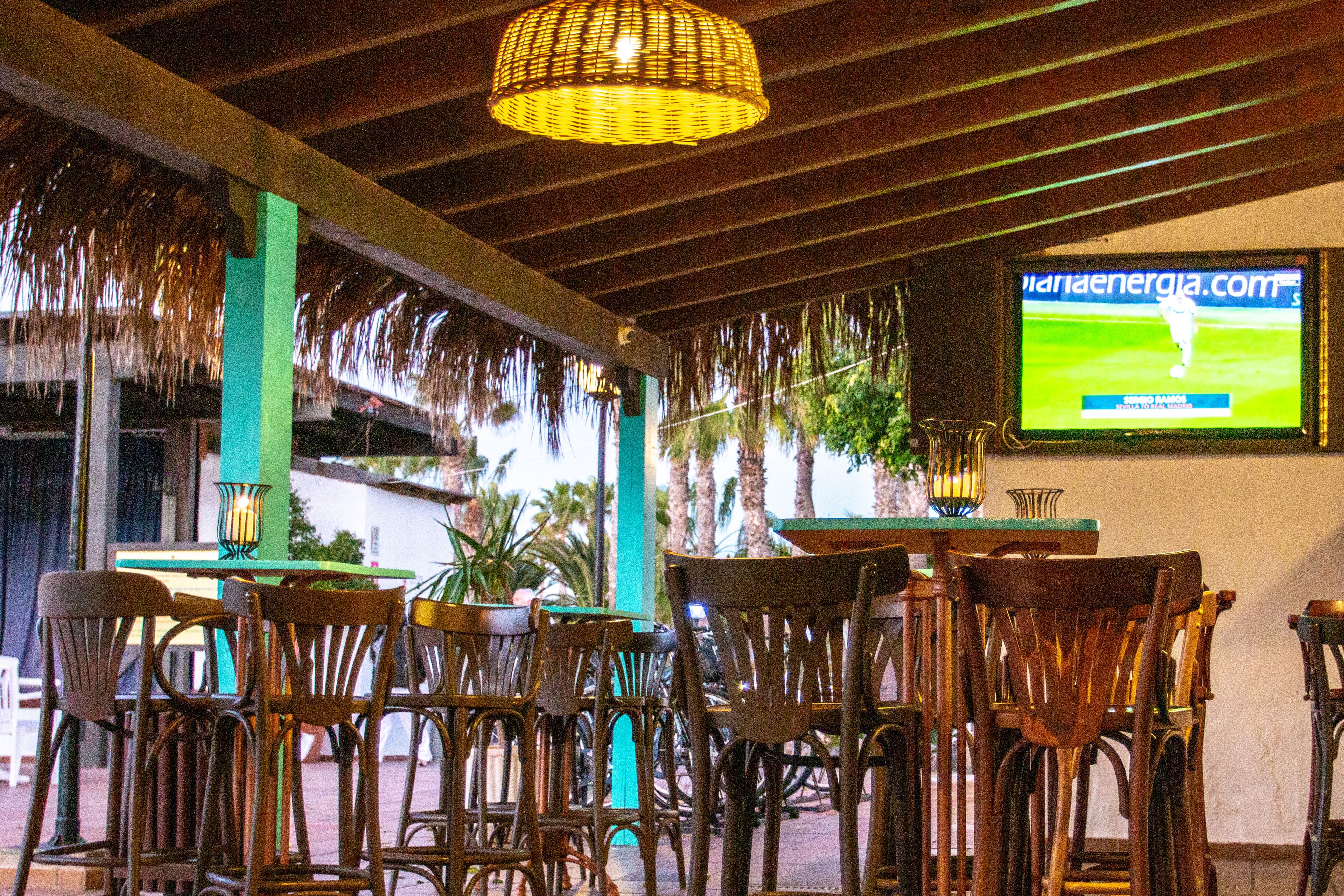 Bar (in der Unterkunft)
