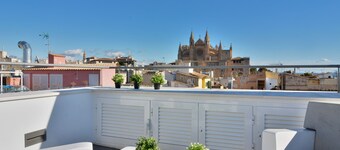 Lonja Suites Apartments 