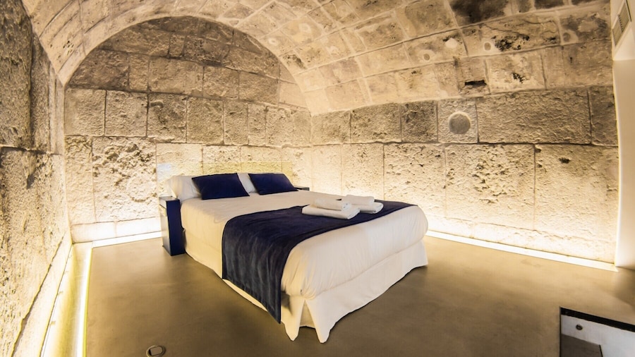 Lonja Suites Apartments