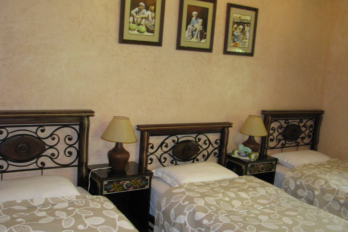 Dreibettzimmer, Raucher