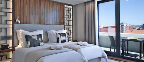 Minibar, coffres-forts dans les chambres, bureau, chambres insonorisées